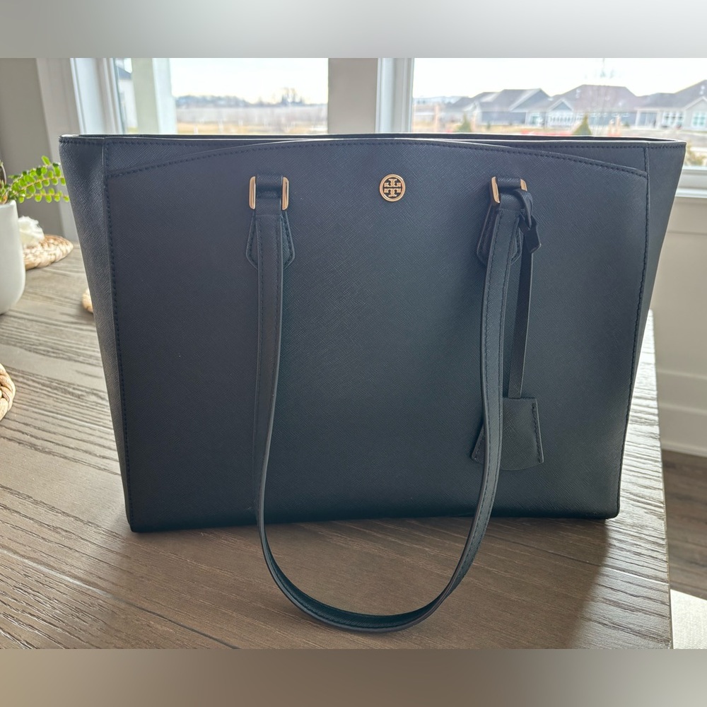 Robinson Tote
